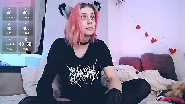 Littlepinkcat online show from 22, 3, 2026