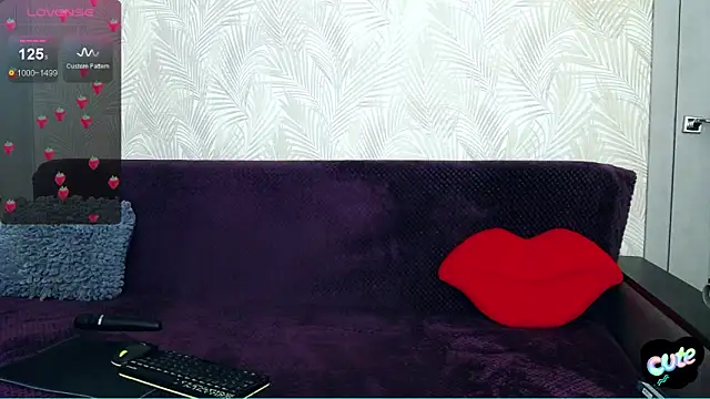 Millanorze online show from 3, 10, 2025