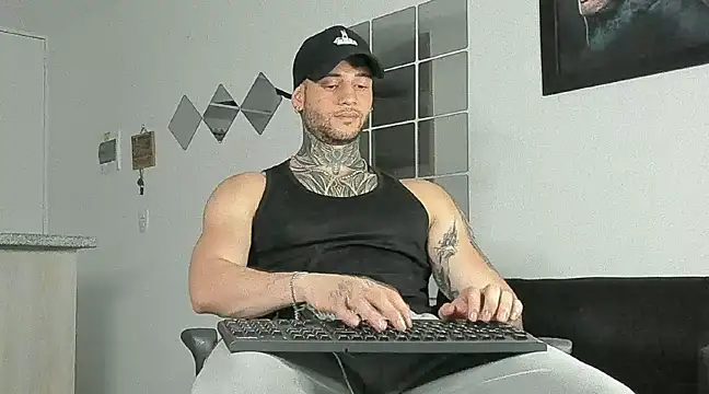 Snapshot of _jamesleandros1 chatting on 22, 2, 2025 jamesleandros1 online show from 22, 2, 2025