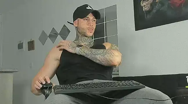 Snapshot of _jamesleandros1 chatting on 3, 3, 2025 jamesleandros1 online show from 3, 3, 2025