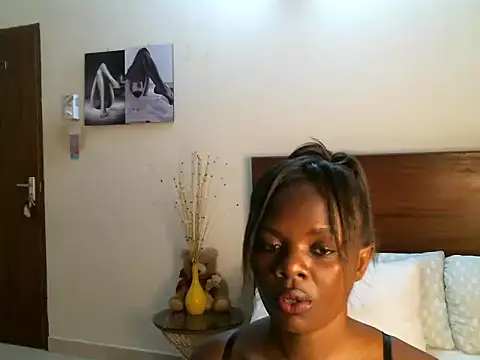 Snapshot of pay_tience chatting on 18, 3, 2026 pay tience online show from 18, 3, 2026