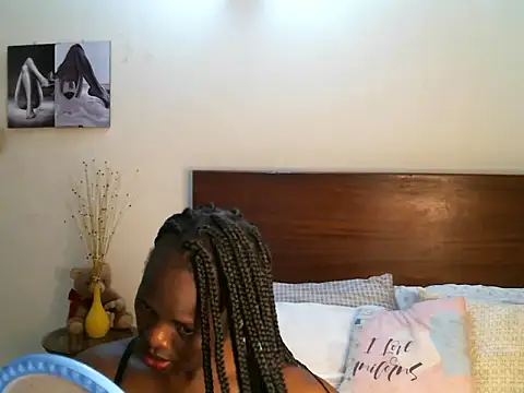 Snapshot of pay_tience chatting on 13, 5, 2026 pay tience online show from 13, 5, 2026