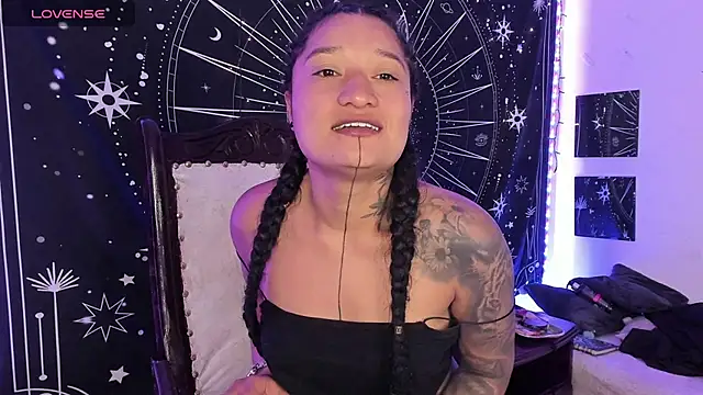 Eva Lee  online show from 9, 10, 2025