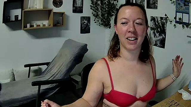 AnyaKreyxh online show from 25, 1, 2025