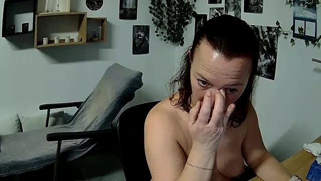 AnyaKreyxh online show from 23, 2, 2025