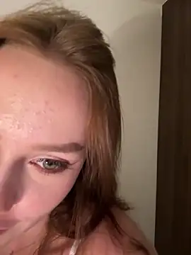 Snapshot of Meow_Sophie chatting on 6, 10, 2025 Meow Sophie online show from 6, 10, 2025