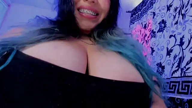 Snapshot of Fierymichef chatting on 5, 11, 2025 Fierymichef online show from 5, 11, 2025