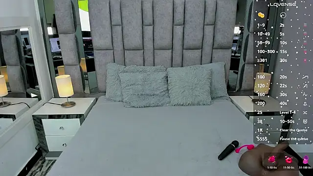 EMMAHILL1 online show from 12, 11, 2025