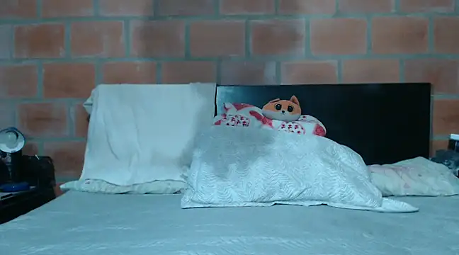 Snapshot of DevoraAmateur chatting on 14, 12, 2024 DevoraAmateur online show from 14, 12, 2024