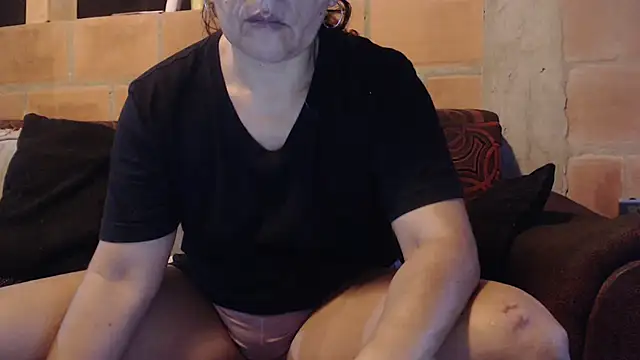 Snapshot of DevoraAmateur chatting on 20, 2, 2025 DevoraAmateur online show from 20, 2, 2025