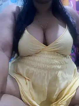 Snapshot of chubby_wife chatting on 23, 1, 2025 chubby wife online show from 23, 1, 2025