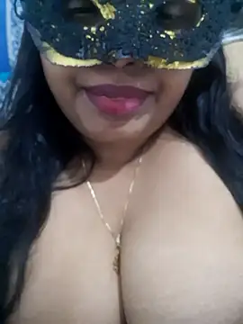 Snapshot of chubby_wife chatting on 14, 9, 2025 chubby wife online show from 14, 9, 2025