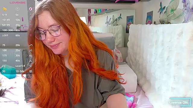 Snapshot of FluffyRainbowKity chatting on 17, 5, 2026 FluffyRainbowKity online show from 17, 5, 2026