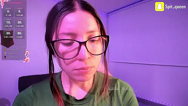 Snapshot of Spit_queen chatting on 9, 10, 2025 Spit queen online show from 9, 10, 2025