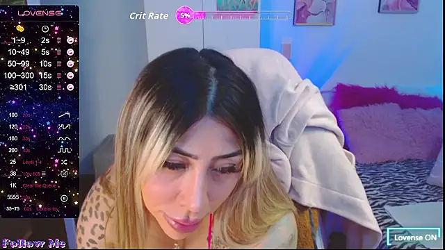 Snapshot of Martina_Dash chatting on 28, 10, 2025 Martina Dash online show from 28, 10, 2025