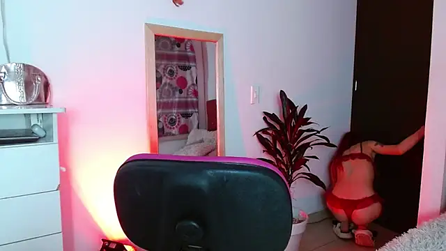 alisseallie online show from 2, 2, 2025