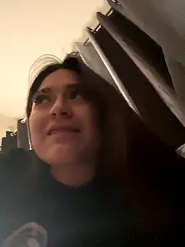 Snapshot of LuceroRm chatting on 10, 9, 2025 LuceroRm online show from 10, 9, 2025