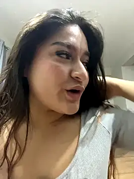 Snapshot of LuceroRm chatting on 15, 10, 2025 LuceroRm online show from 15, 10, 2025