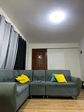 Snapshot of LuceroRm chatting on 28, 10, 2025 LuceroRm online show from 28, 10, 2025