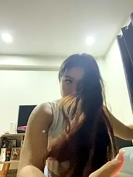 Snapshot of LuceroRm chatting on 4, 11, 2025 LuceroRm online show from 4, 11, 2025