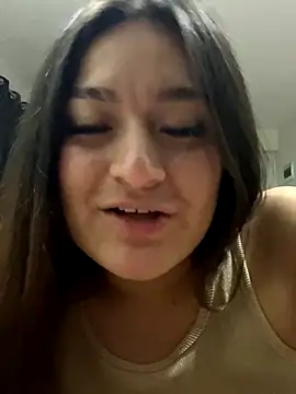 Snapshot of LuceroRm chatting on 12, 11, 2025 LuceroRm online show from 12, 11, 2025