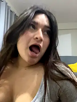 Snapshot of LuceroRm chatting on 29, 11, 2025 LuceroRm online show from 29, 11, 2025