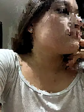 Snapshot of LuceroRm chatting on 23, 12, 2025 LuceroRm online show from 23, 12, 2025