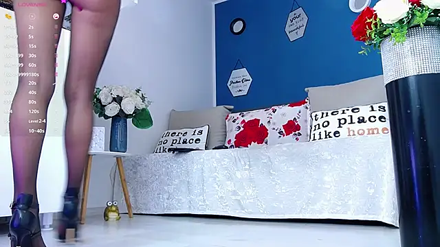 Snapshot of Aphrodite_Amely chatting on 1, 12, 2025 Aphrodite Amely online show from 1, 12, 2025