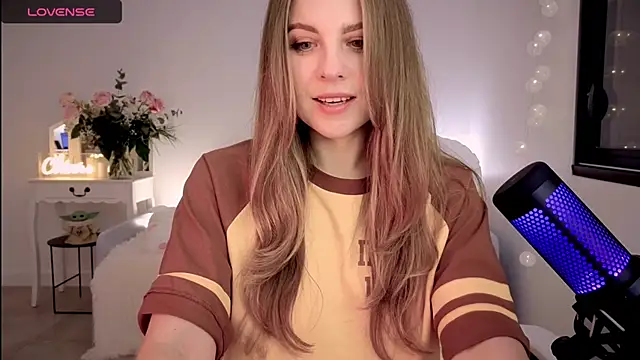 ImKeira online show from 13, 2, 2025