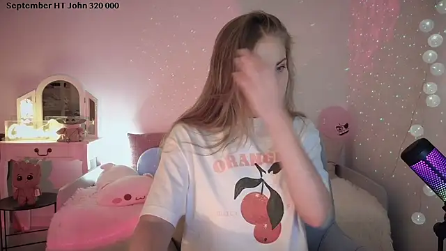 ImKeira online show from 8, 9, 2025