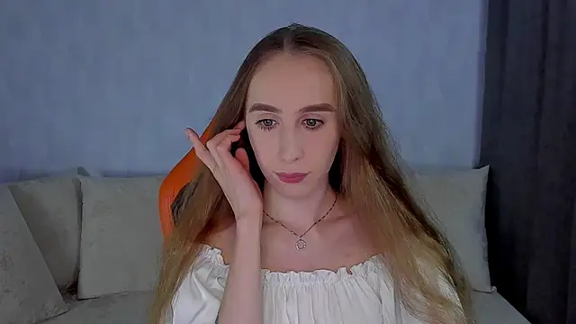 Snapshot of _mira_cle_ chatting on 27, 10, 2025  mira cle  online show from 27, 10, 2025