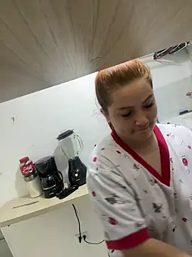 Snapshot of EmilyBarragan chatting on 24, 1, 2025 EmilyBarragan online show from 24, 1, 2025