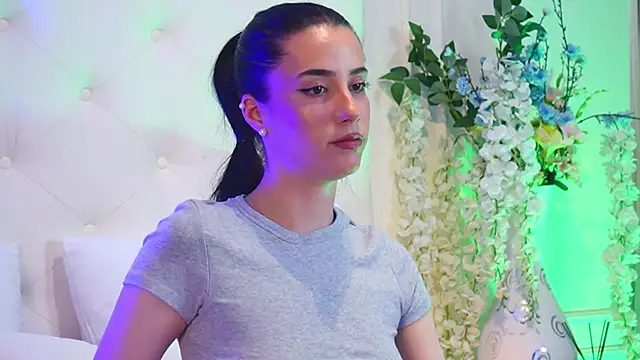 AmeliaJune online show from 17, 4, 2026