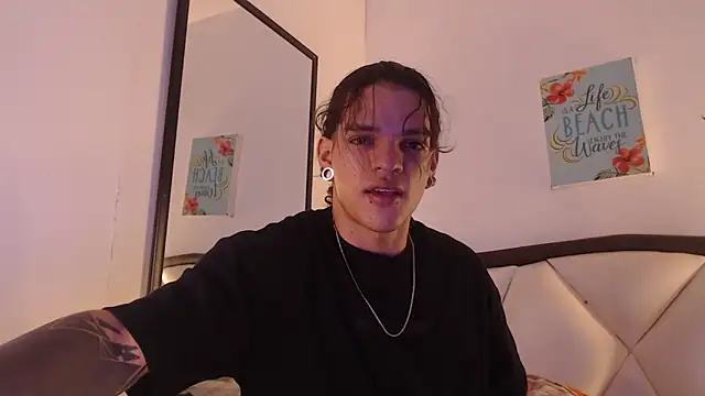 AlbertBernal69 online show from 20, 11, 2025