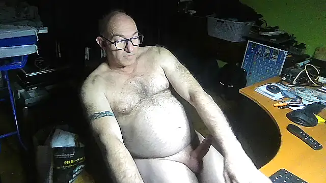 chrichri38xh online show from 27, 2, 2025