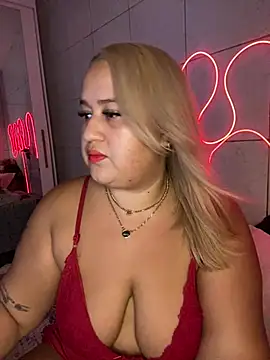 MinaBoss online show from 5, 3, 2025