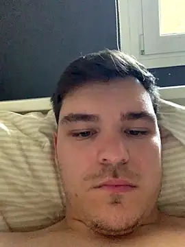 Snapshot of sergigomez chatting on 8, 11, 2025 sergigomez online show from 8, 11, 2025