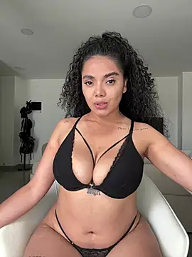 Mariecurl online show from 1, 3, 2026