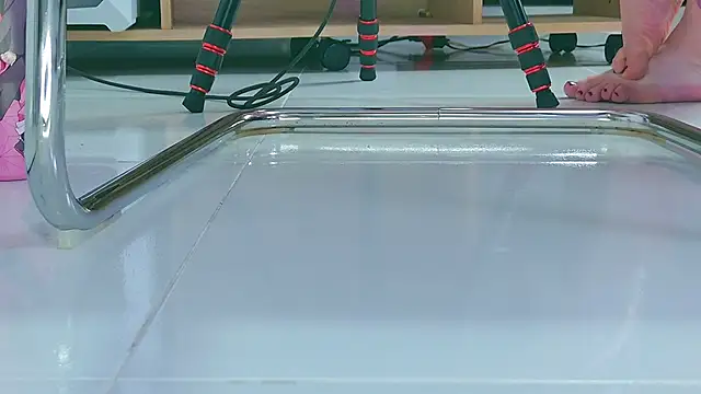 NathaxaLeans online show from 10, 11, 2025