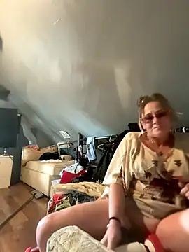 SummerBlueMoon online show from 11, 11, 2025