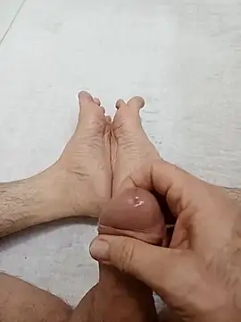 Hardapple01 online show from 14, 12, 2024