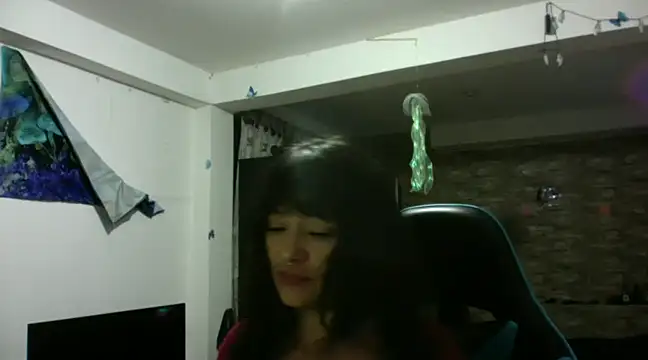 Snapshot of AngelaQueen_ chatting on 7, 3, 2025 AngelaQueen online show from 7, 3, 2025