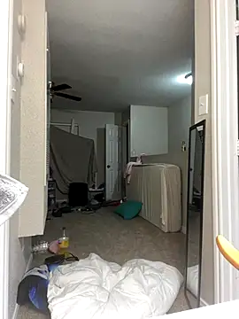 SlimBeenBadd1981 online show from 2, 12, 2025