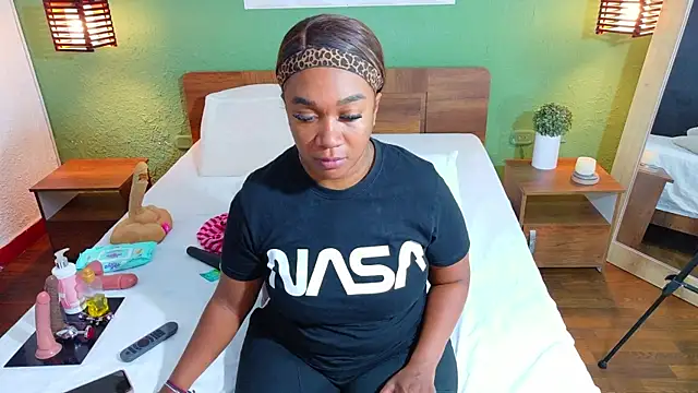 dannaahbrown online show from 11, 9, 2025