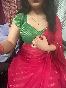 Snapshot of LuscousPussy chatting on 23, 11, 2025 LuscousPussy online show from 23, 11, 2025