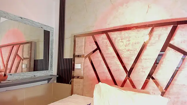 Athenea Mills online show from 27, 11, 2025