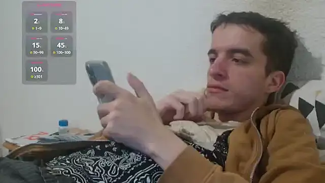 Snapshot of Tombgy07 chatting on 12, 4, 2026 Tombgy07 online show from 12, 4, 2026