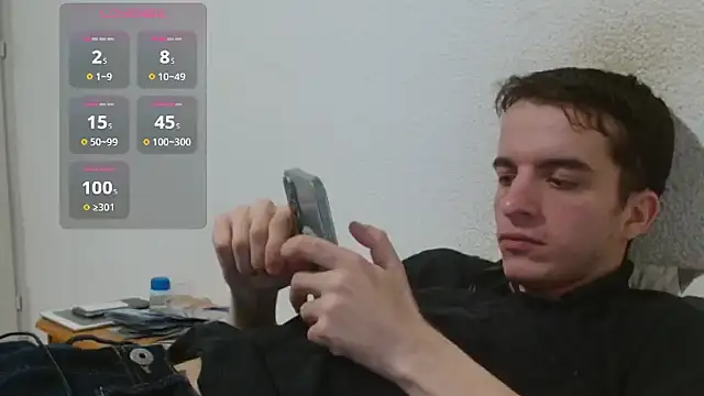 Snapshot of Tombgy07 chatting on 24, 4, 2026 Tombgy07 online show from 24, 4, 2026