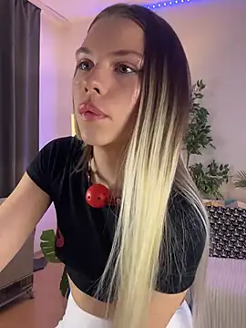 KittyKatyDream online show from 3, 2, 2025