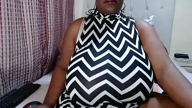 CHOCOLATEDARKBUSTYX online show from 15, 5, 2026